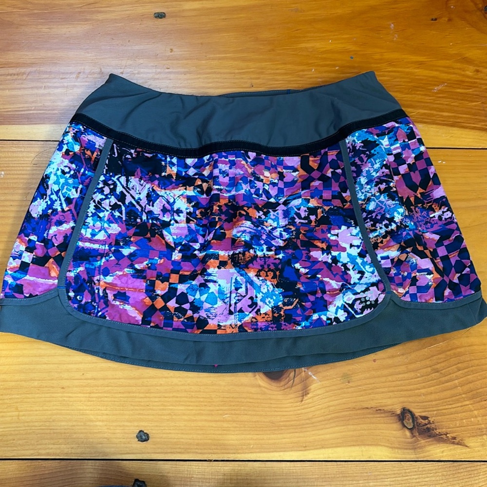 Title Nine Xs Geometric Pixel Pattern Nimblene Sk… - image 1